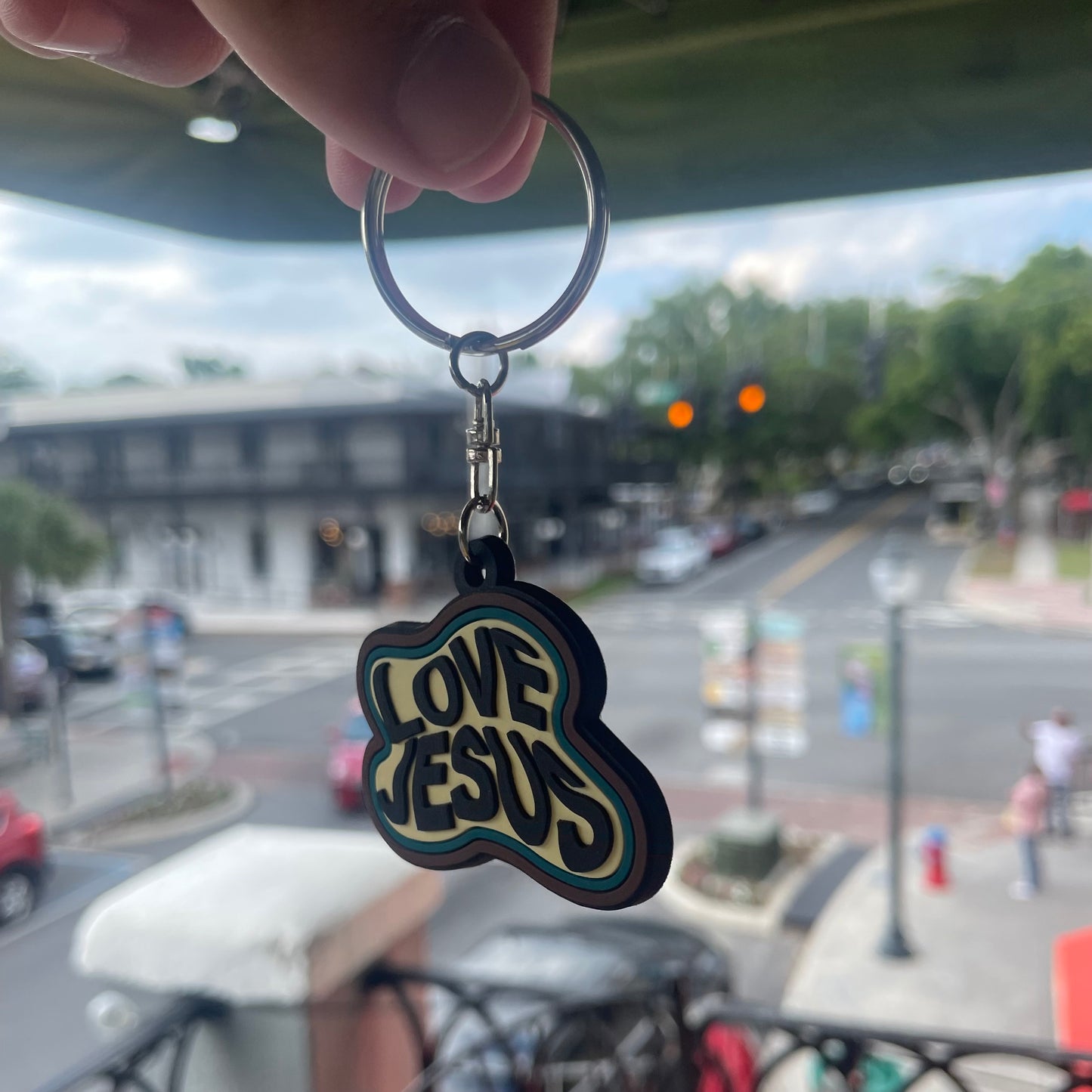 LOVE JESUS (Keychain)